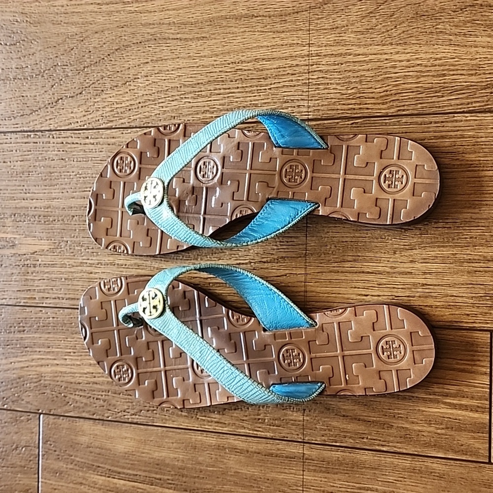 Tory slipper size 6